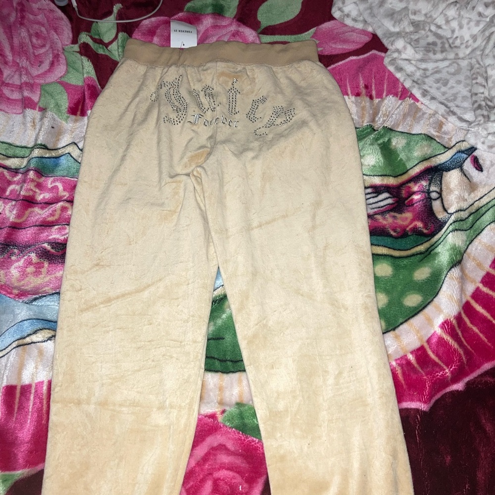 juicy couture velour tracksuit pants rhinestone on back